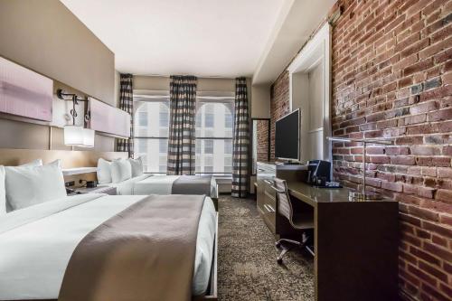 Gallery image of Hotel Napoleon, Ascend Hotel Collection in Memphis