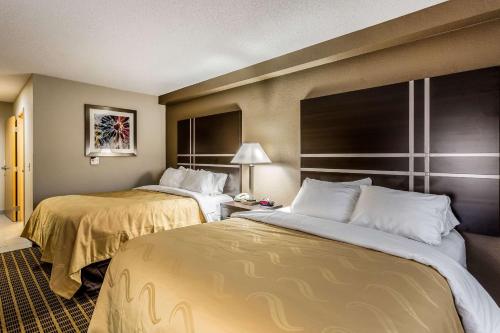 Ένα ή περισσότερα κρεβάτια σε δωμάτιο στο Quality Inn & Suites West El Paso I-10