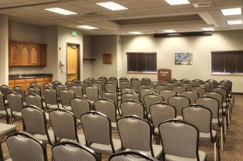 a conference room with rows of chairs in it at Quality Inn Oakwood in Spokane