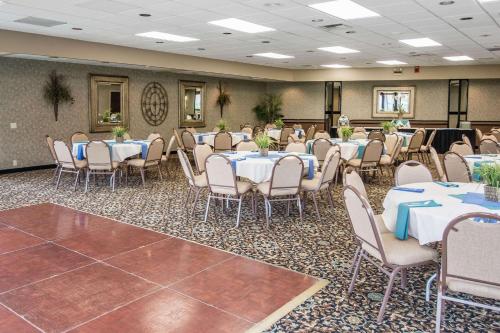 Restoran atau tempat lain untuk makan di Holiday Inn - Clarkston - Lewiston, an IHG Hotel