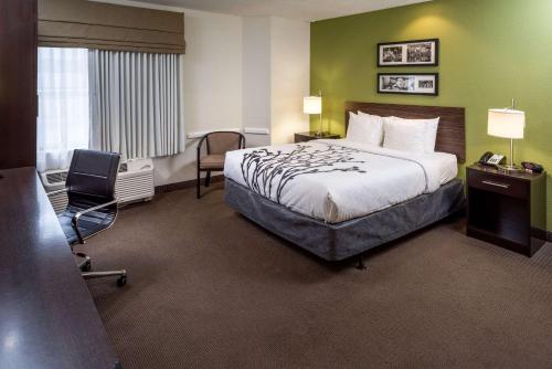 Lova arba lovos apgyvendinimo įstaigoje Sleep Inn & Suites Cross Lanes - South Charleston