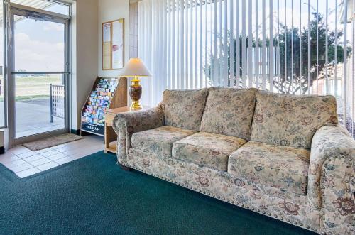 Econo Lodge Wakeeney – Photos 4