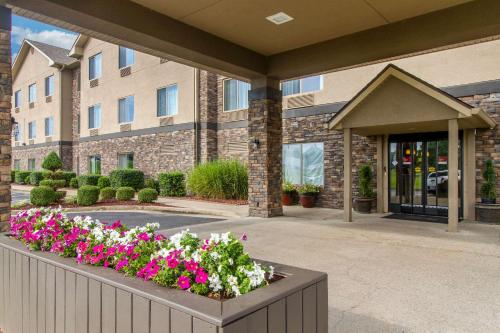 Comfort Suites Danville – Photos 2