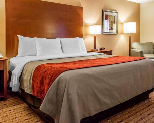 Ένα ή περισσότερα κρεβάτια σε δωμάτιο στο Comfort Inn & Suites Franklin East