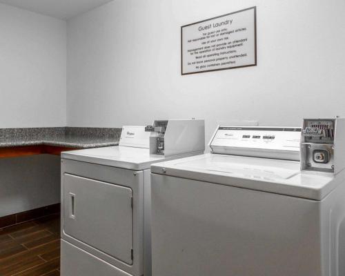 Gallery image of Comfort Suites Airport in Kenner
