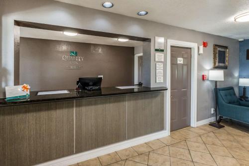 Quality Inn I-10 East near AT&T Center