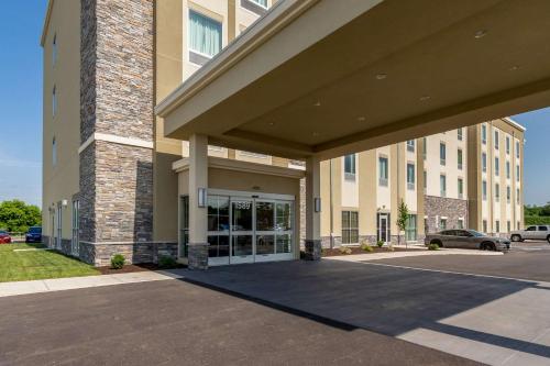 Fotografie z fotogalerie ubytování Comfort Inn & Suites - Harrisburg Airport - Hershey South v destinaci Middletown