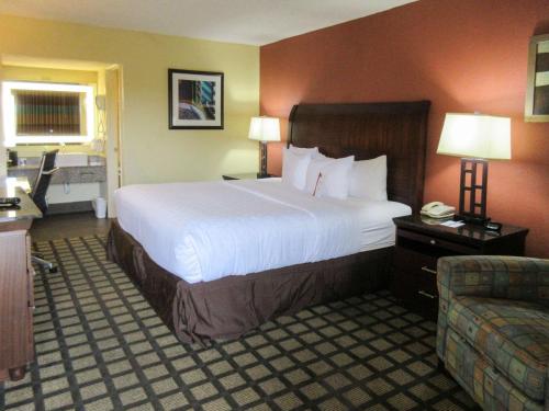 Gallery image of Clarion Inn Fort Collins in Fort Collins