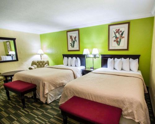 Ένα ή περισσότερα κρεβάτια σε δωμάτιο στο Comfort Inn & Suites Ormond Beach Oceanfront