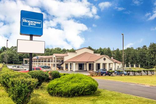 Rodeway Inn – Photos 2