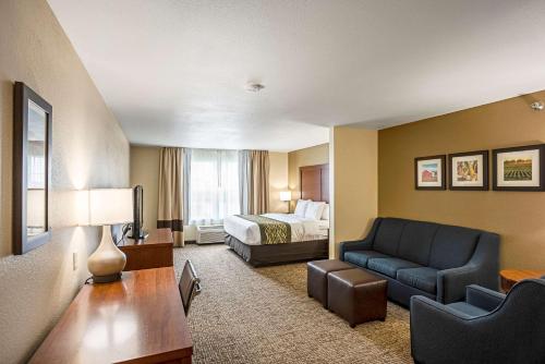 Gallery image of Comfort Inn & Suites Independence in Independence