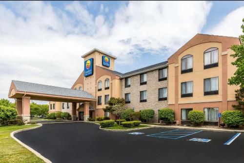 a hotel with a parking lot in front of it at Comfort Inn & Suites Mishawaka-South Bend in South Bend