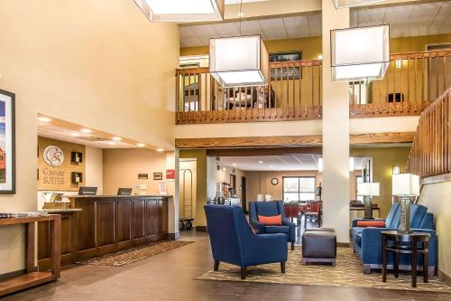 Posezení v ubytování Comfort Suites Effingham Central