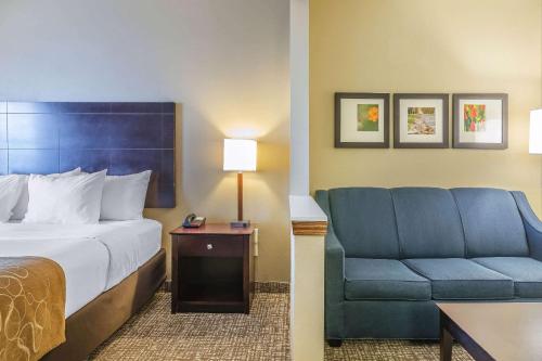Gallery image of Comfort Suites North in Fort Wayne