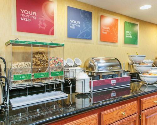 Gambar di galeri bagi Comfort Inn Near Ouabache State Park di Bluffton