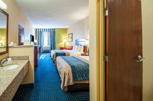 Foto dalla galleria di Comfort Inn & Suites a North East