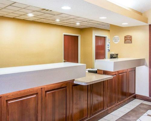 Quality Inn & Suites Niles – Photos 4