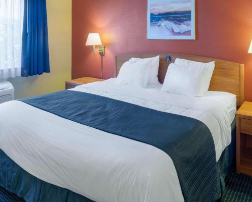 Gallery image of Quality Inn Lakeville in Lakeville
