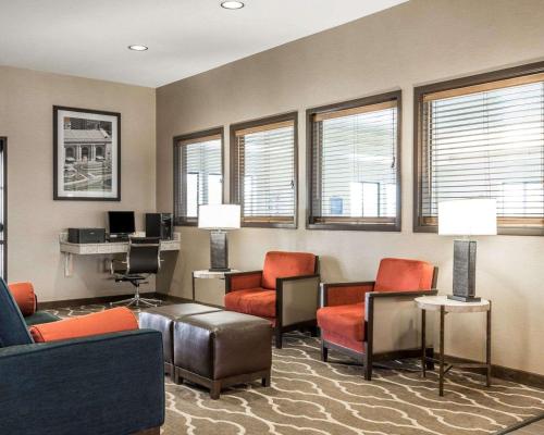 Quality Inn & Suites Bethany – Photos 2