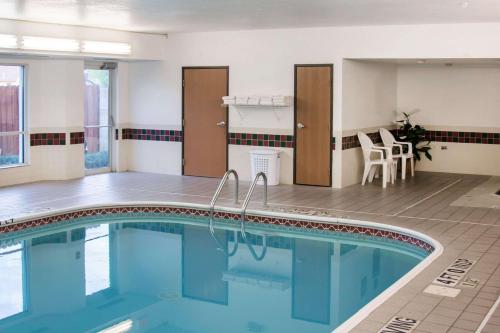 a swimming pool in a hotel room at Sleep Inn Missoula in Missoula