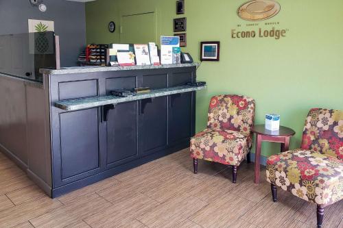 Kemudahan buat kopi dan teh di Econo Lodge Elizabeth City