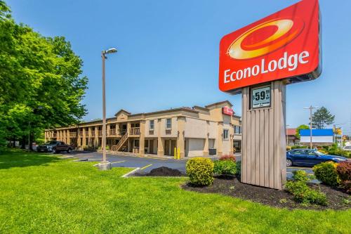 a sign in front of a building at Econo Lodge Mount Laurel - Philadelphia East in Mount Laurel