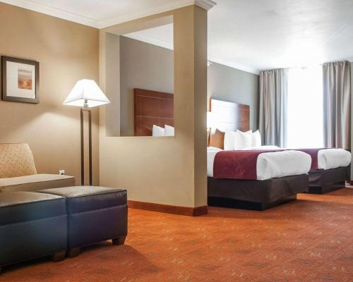 Gallery image of Comfort Suites Farmington in Farmington