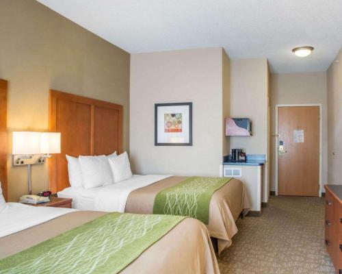 Comfort Inn & Suites West Chester - North Cincinnati Image