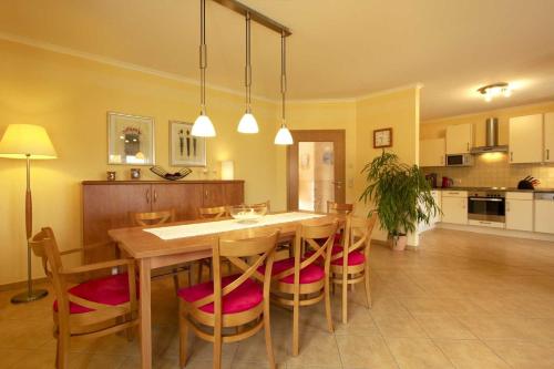 Dapur atau dapur kecil di Haus Neptun