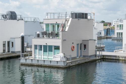 Schwimmendes Haus Hausboot – Photos 3