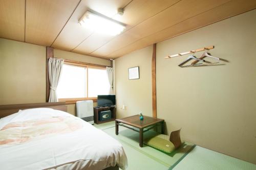 谷地温泉にあるベッド