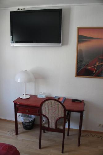 Televisyen dan/atau pusat hiburan di Hotel Cikada