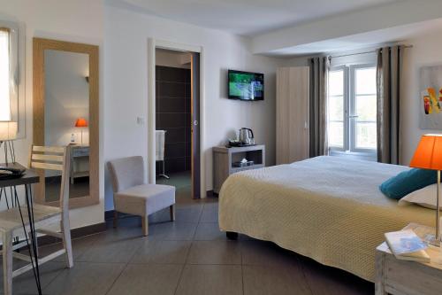 Ένα ή περισσότερα κρεβάτια σε δωμάτιο στο Best Western Hotel Casa Bianca, Piscine Intérieure et Extérieure