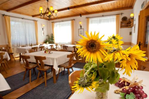 Gallery image of Gasthof - Restaurant Bernthaler in Deutschfeistritz