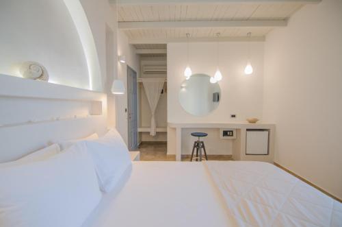 Gallery image of Hotel Katerina in Mylopotas