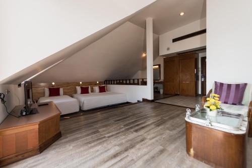 Posezení v ubytování Rayong Resort Hotel โรงแรมระยองรีสอร์ท
