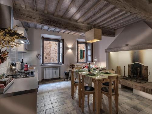 Kuchyň nebo kuchyňský kout v ubytování Apartment La Scala 1572