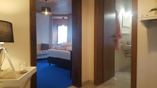 Hotel Gasthof Gaistalにあるベッド