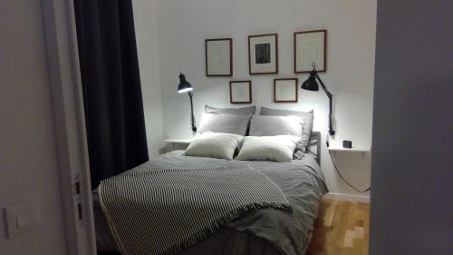 Llit o llits en una habitació de La MoMA