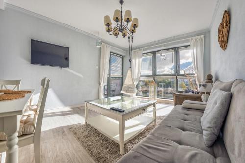 TV a/nebo společenská místnost v ubytování Apartamenty Sun & Snow Międzyzdrojski Rynek