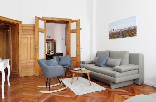 KATZ by ROCKCHAIR Apartments l SUPERHOST Status l 3 Bedrooms Boxspringbeds 2 Bathrooms in City Center - Cozy Family & Business Flair welcomes you! photo 14