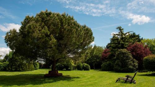 Κήπος έξω από το Demeures et Châteaux - Le Portail en Marais Poitevin
