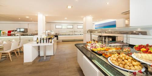 Mad på lejlighedshotellet eller i nærheden