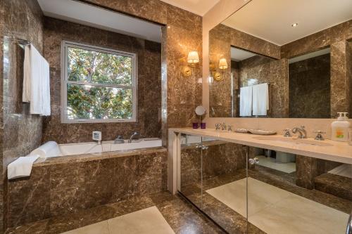 Luxury Ocean View Villa in Funchal