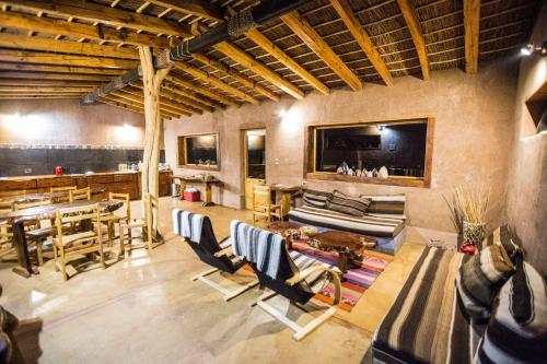 Majoituspaikan Planeta Atacama Lodge ravintola tai vastaava paikka