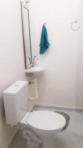 Un baño de POUSADINHA Enseada
