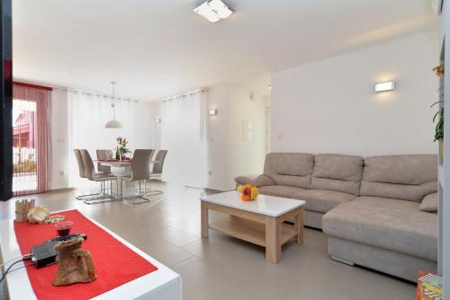 House Betiga 1771 – Photos 4
