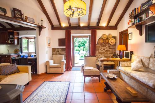 Beautiful Country House&Romantic Garden