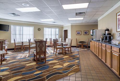 Econo Lodge – Photos 5