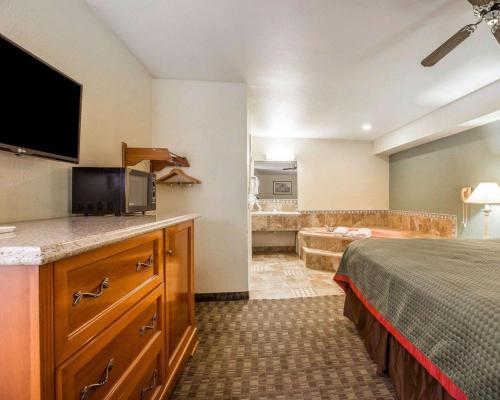 Rodeway Inn Delano – Photos 5